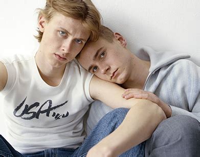do isak and even dating in real life